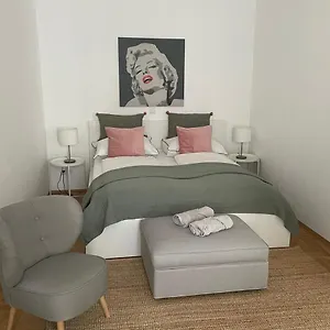  Apartment Congress