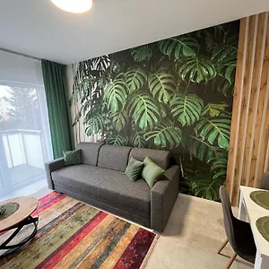 https://apt-apartament-zacisze-13.warsawhotelspoland.com
